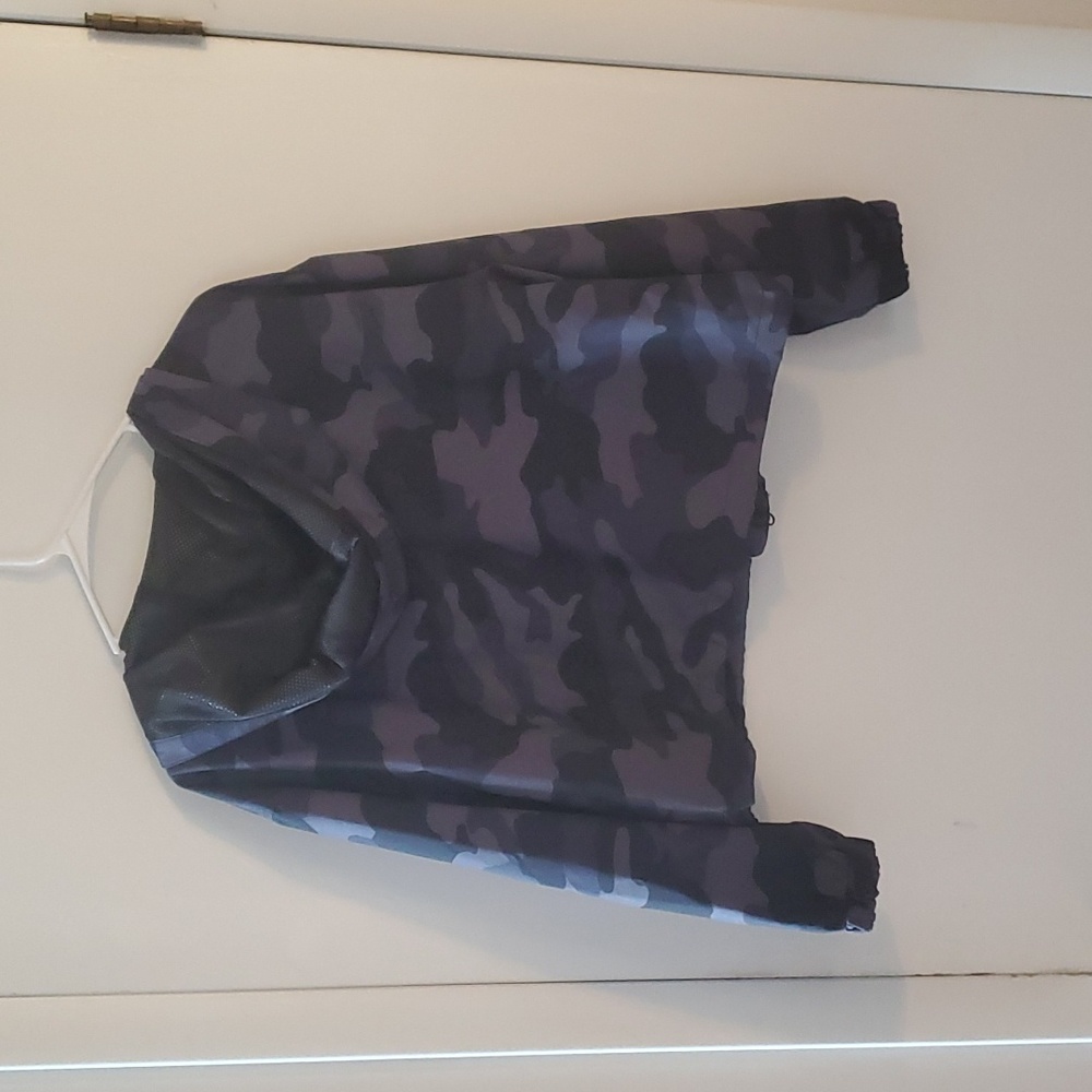 Jacket - Picture 3 of 4
